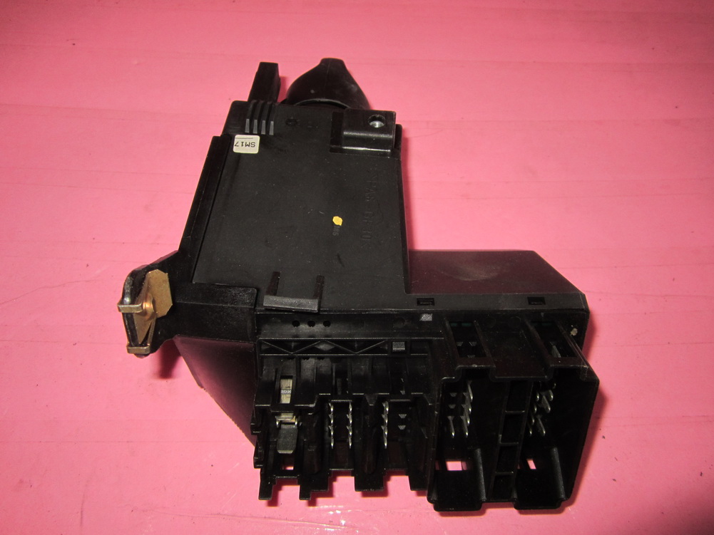 Mercedes BENZ E320 CLK320 C208 W210 Headlight Switch Module w/fuses
